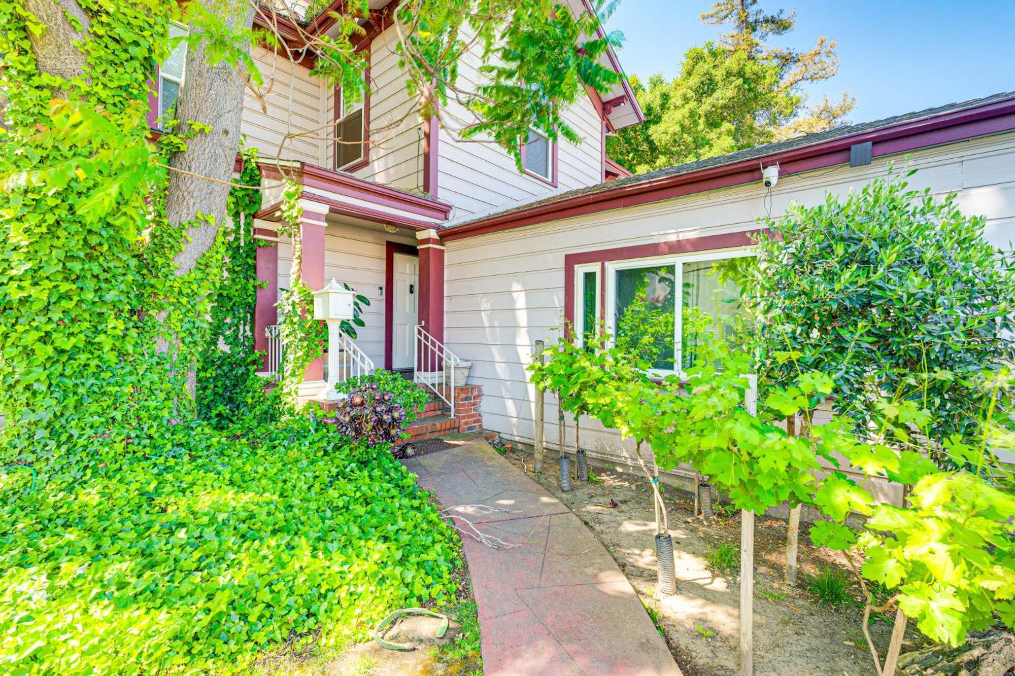 Bright Woodland Apartment Walk To Main Street Exterior foto